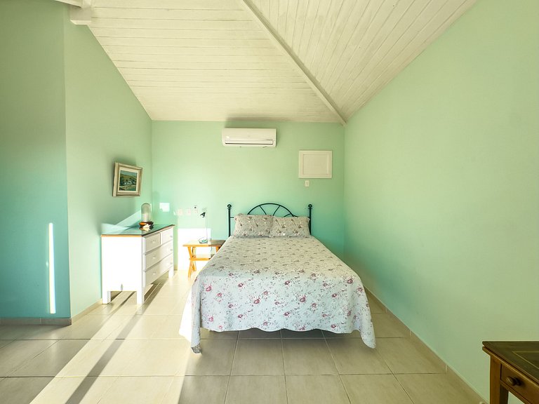 GB27 - Casa 2 min Geriba, vista, 4 quartos e conforto