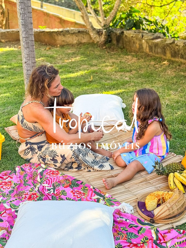 Casa à venda em Geribá com vista para praia