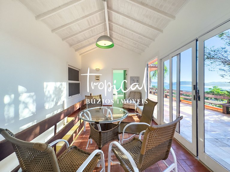 Casa à venda em Geribá com vista para praia