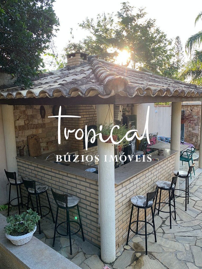 Linda casa a 450 metros da praia de Geribá