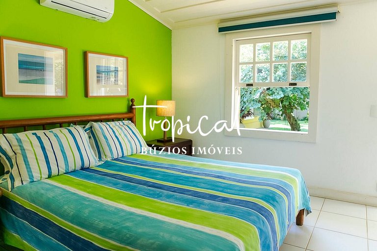 MG31 - Linda casa de frente para Praia de Manguinhos