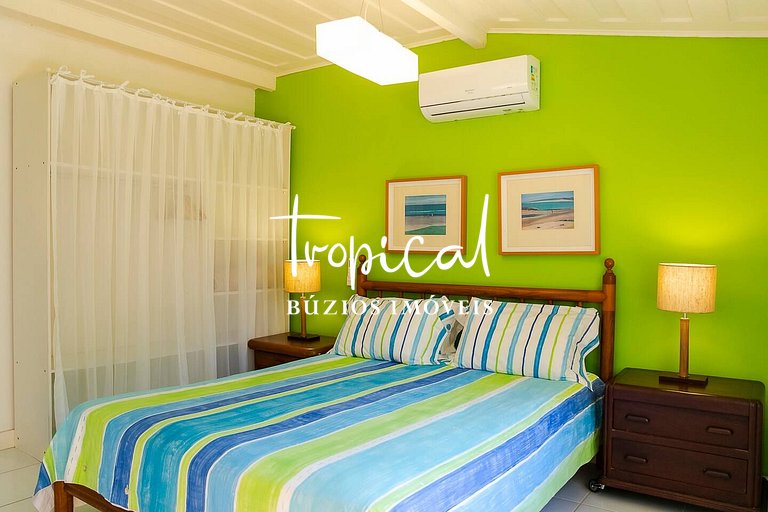 MG31 - Linda casa de frente para Praia de Manguinhos