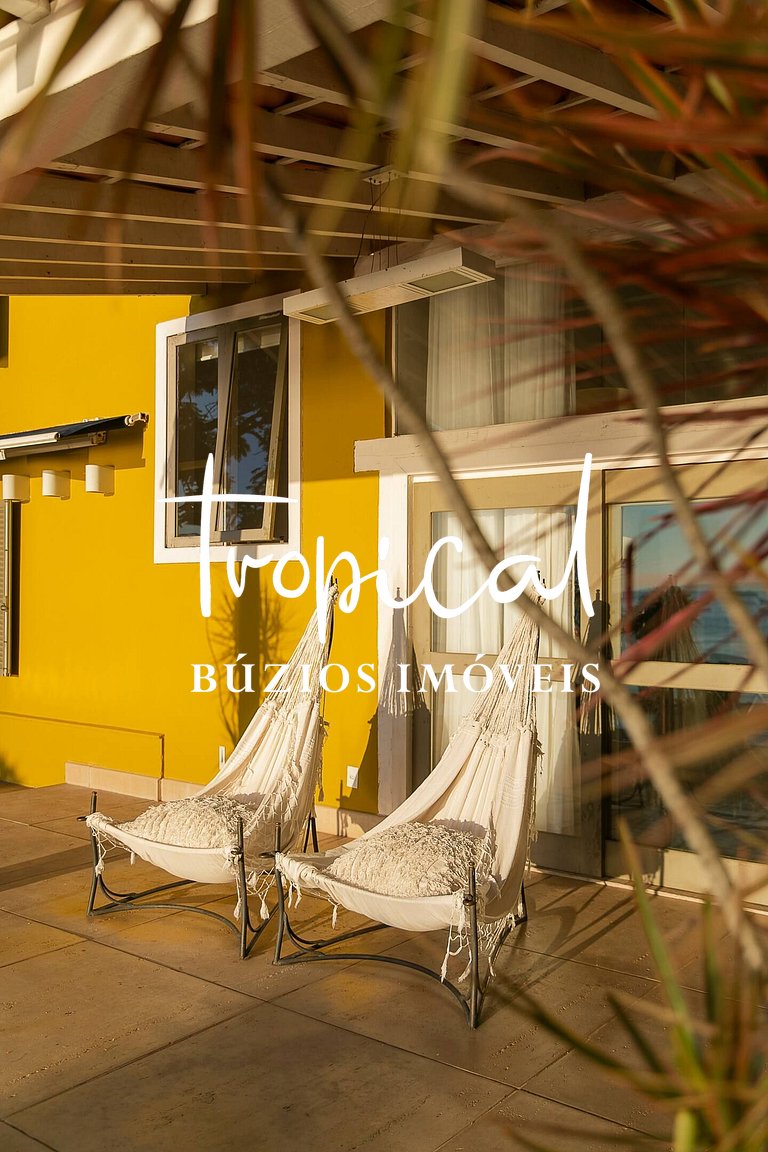 MG31 - Linda casa de frente para Praia de Manguinhos