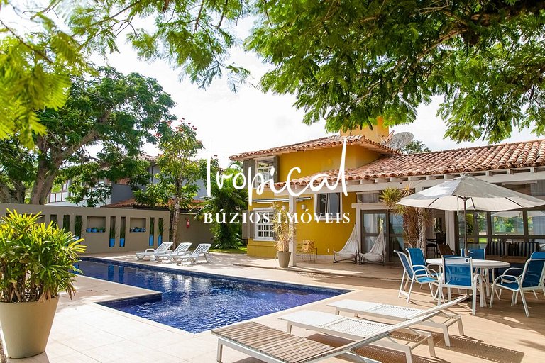 MG31 - Linda casa de frente para Praia de Manguinhos