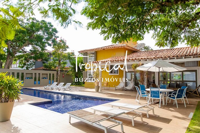 MG31 - Linda casa de frente para Praia de Manguinhos