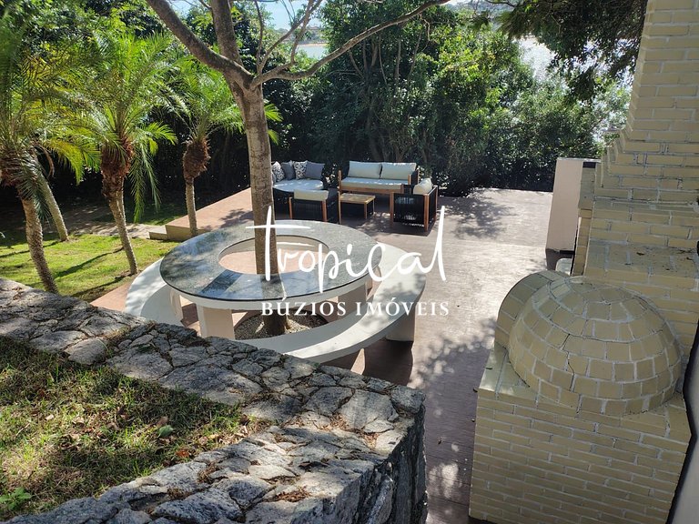 FA19 - Casa na Ferradura com Piscina e Vista Incrível
