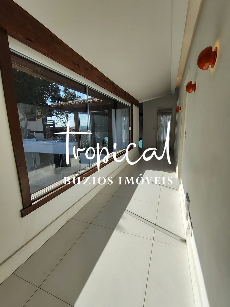 FA19 - Casa na Ferradura com Piscina e Vista Incrível