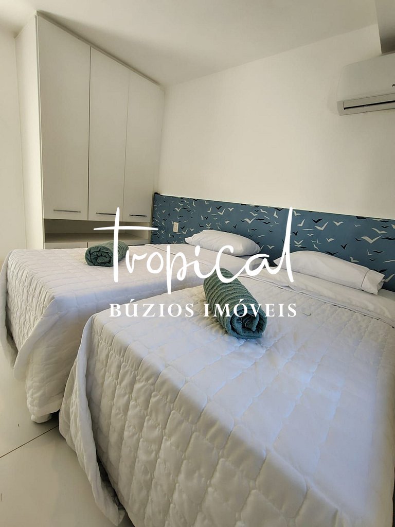 FA19 - Casa na Ferradura com Piscina e Vista Incrível