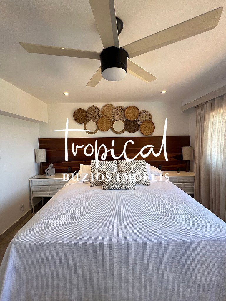 AB88 - Casa com alto lazer e vista para o mar de Búzios