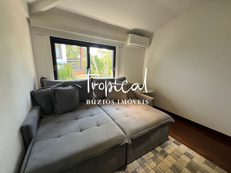 AB88 - Casa com alto lazer e vista para o mar de Búzios