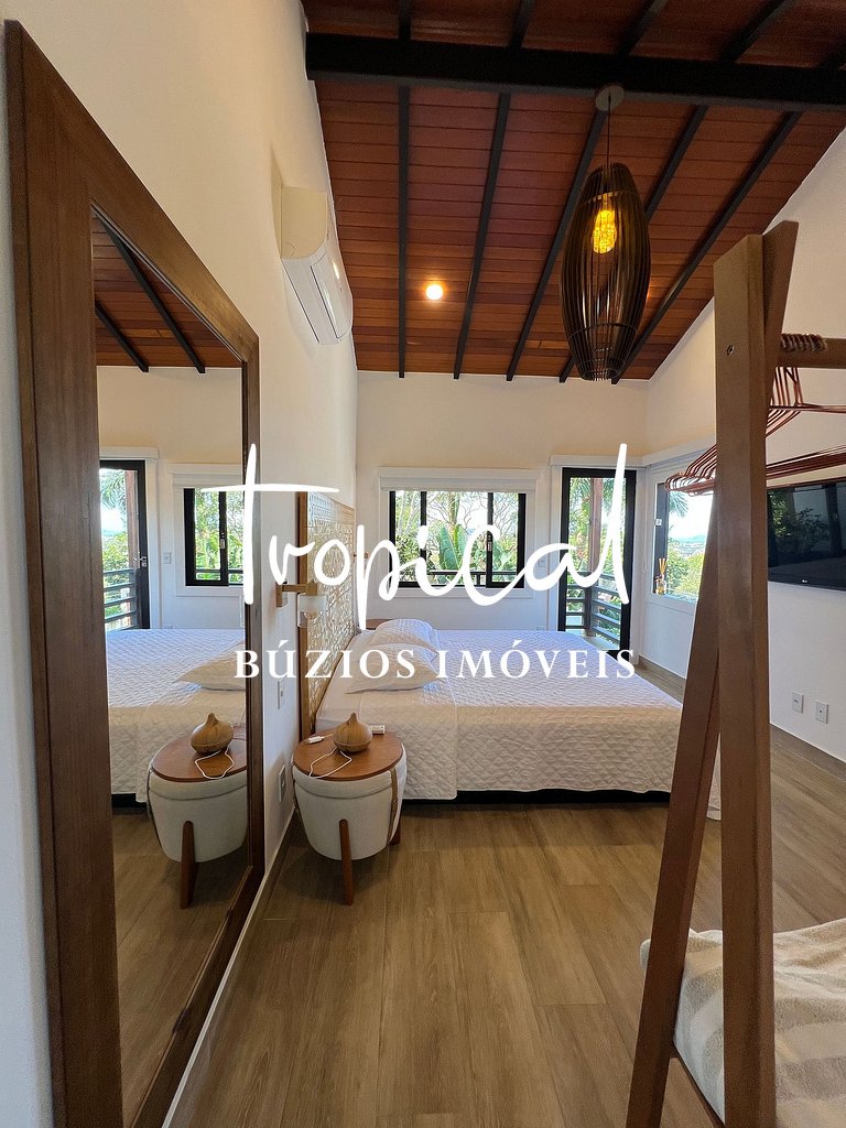 AB88 - Casa com alto lazer e vista para o mar de Búzios