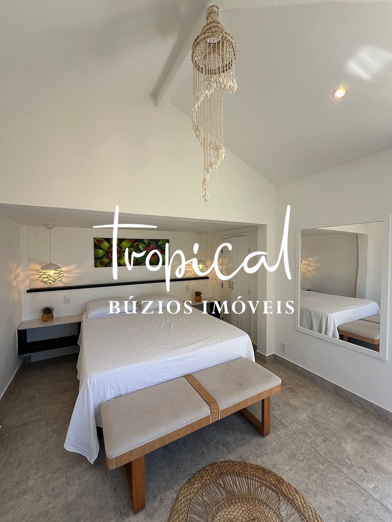 AB88 - Casa com alto lazer e vista para o mar de Búzios