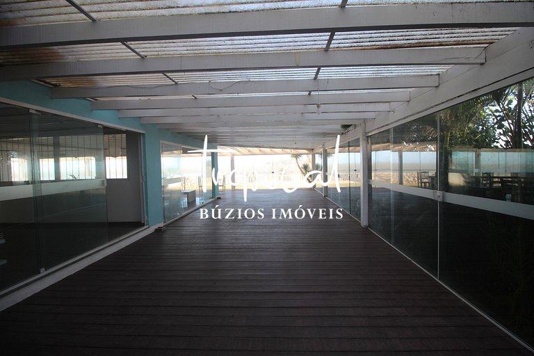 RA01 - Excelente pé na areia