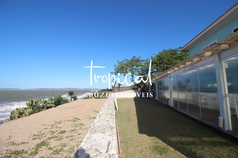 RA01 - Excelente pé na areia