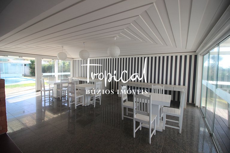 RA01 - Excelente pé na areia