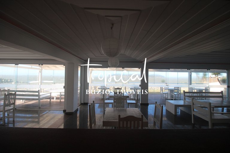 RA01 - Excelente pé na areia