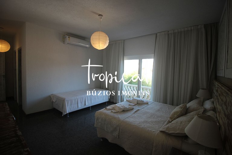 RA01 - Excelente pé na areia