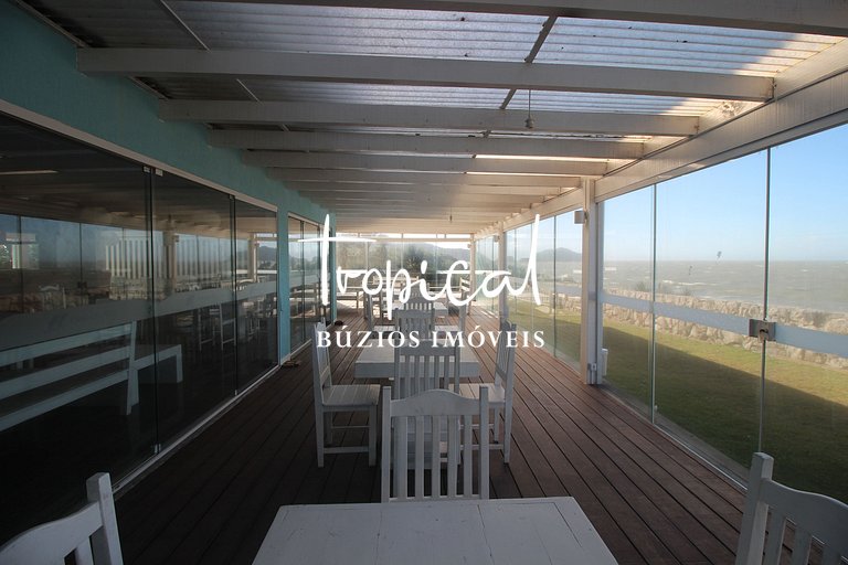 RA01 - Excelente pé na areia