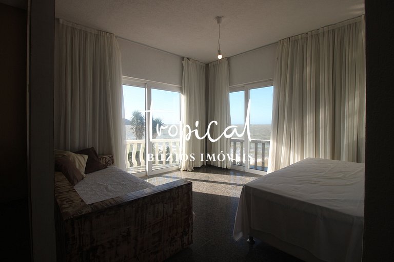 RA01 - Excelente pé na areia