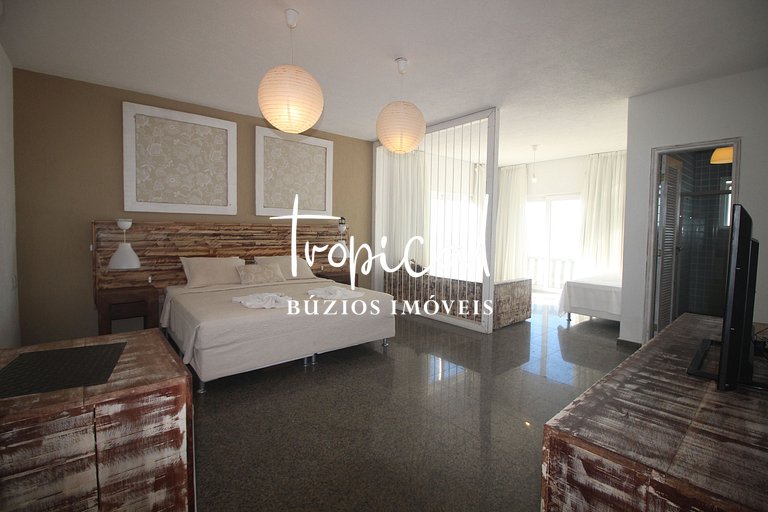 RA01 - Excelente pé na areia