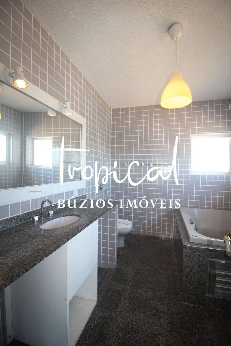 RA01 - Excelente pé na areia