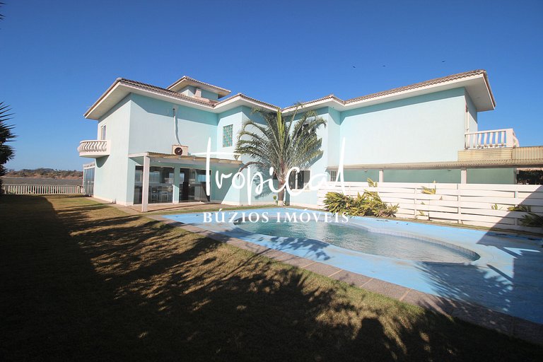 RA01 - Excelente pé na areia