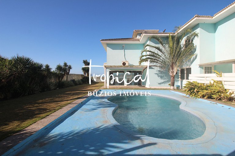 RA01 - Excelente pé na areia