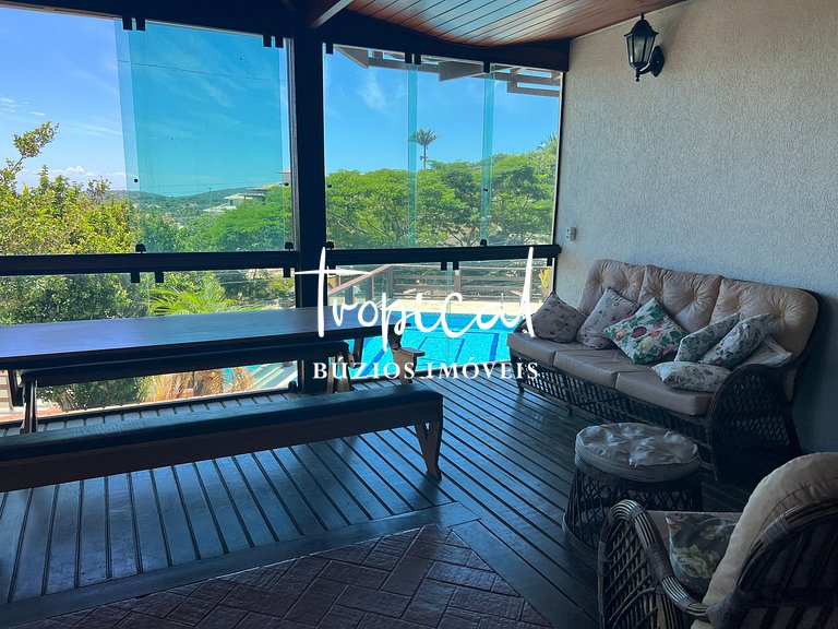 GB65 - Casa com 8 Suítes e Piscina em Geribá