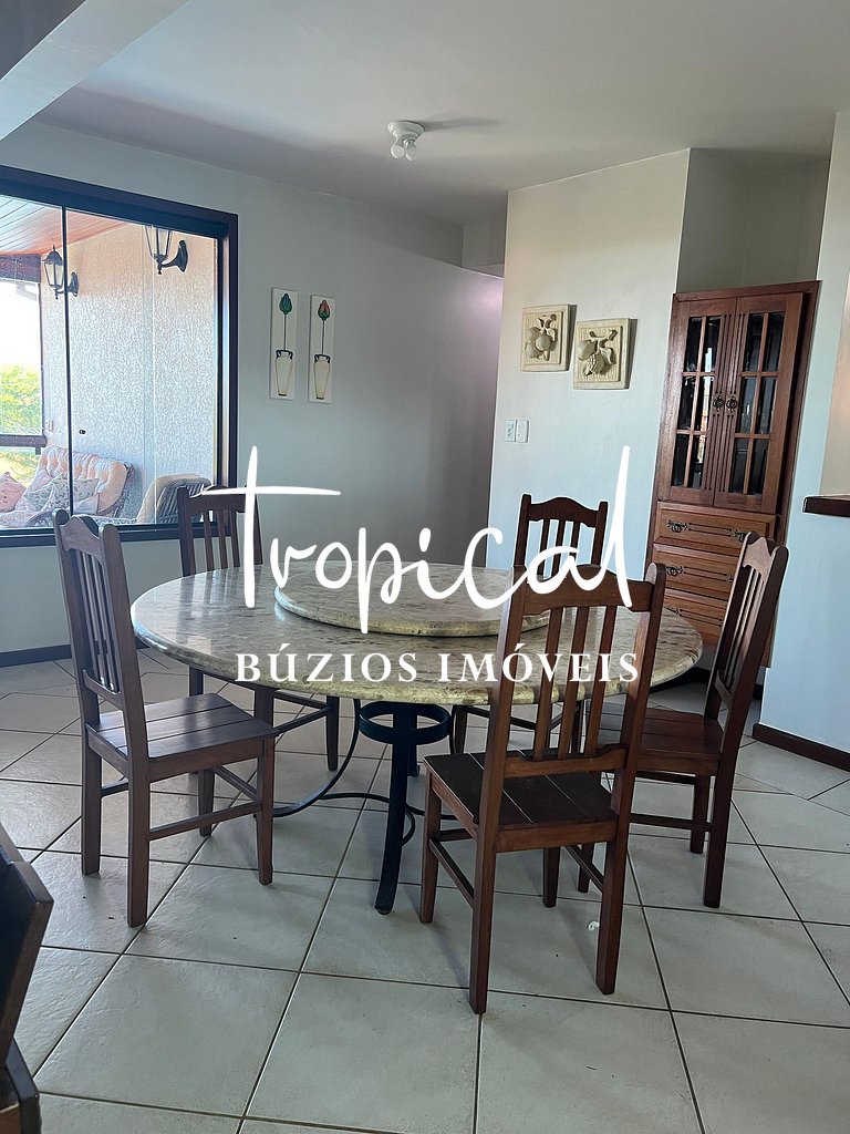 GB65 - Casa com 8 Suítes e Piscina em Geribá