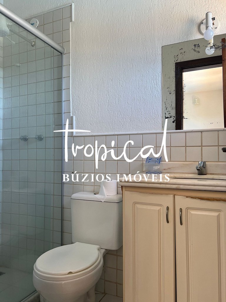 GB65 - Casa com 8 Suítes e Piscina em Geribá