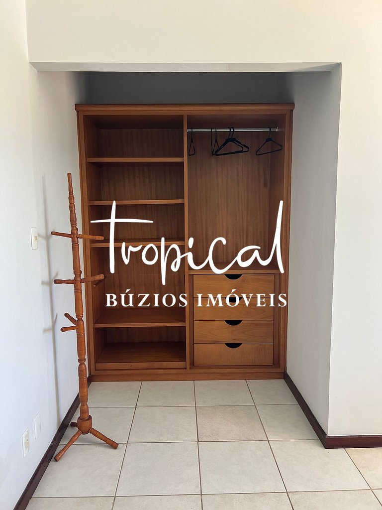 GB65 - Casa com 8 Suítes e Piscina em Geribá