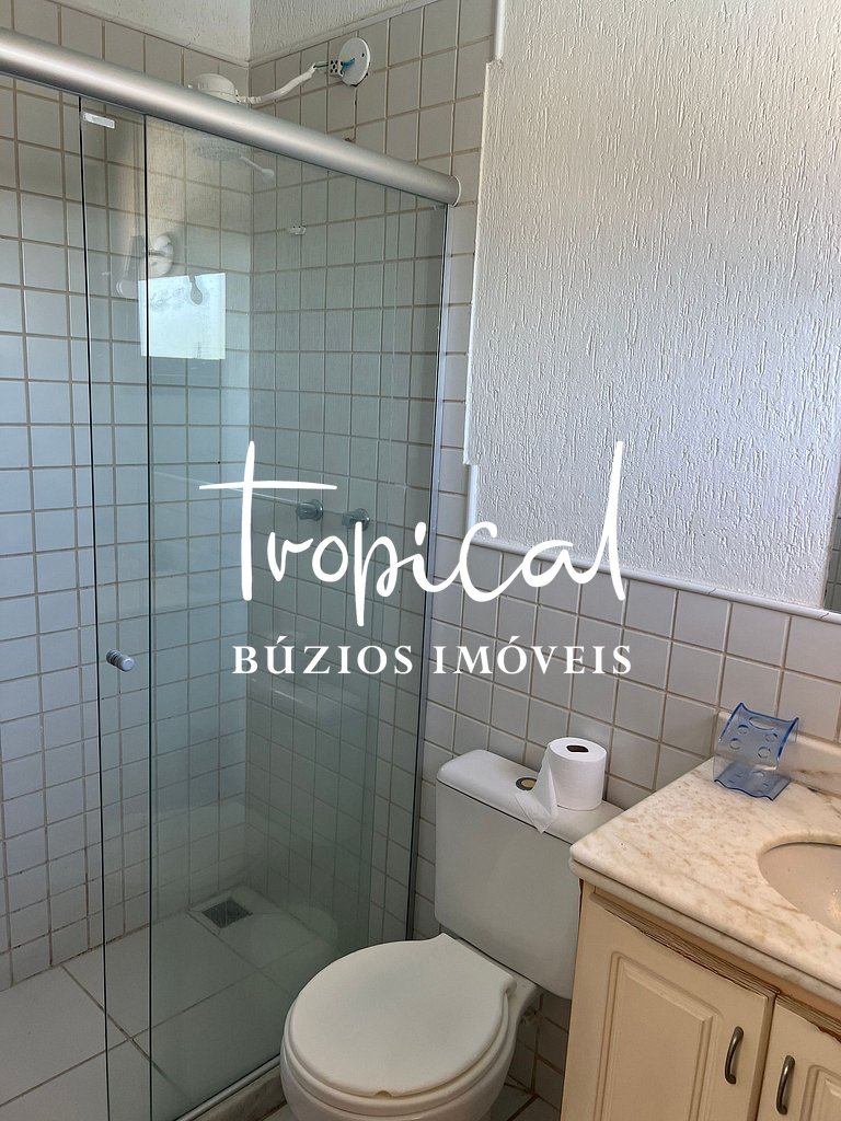 GB65 - Casa com 8 Suítes e Piscina em Geribá