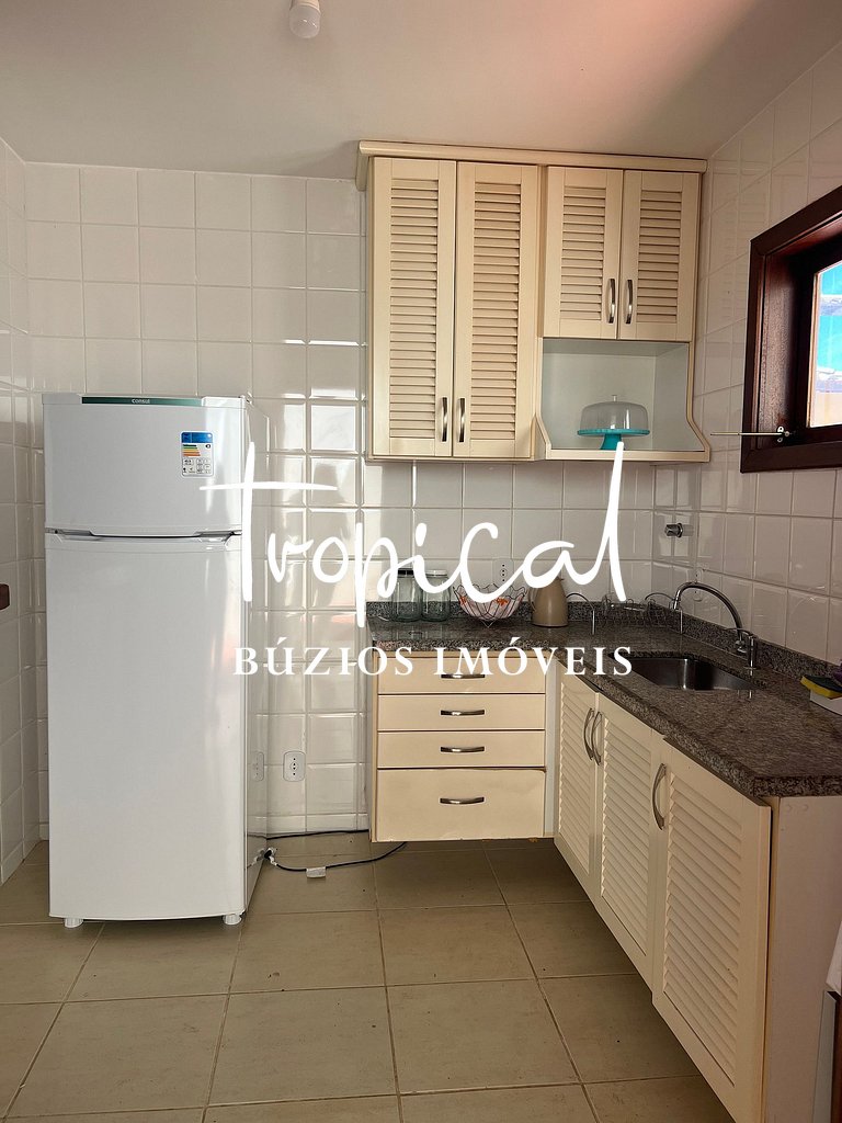 GB65 - Casa com 8 Suítes e Piscina em Geribá