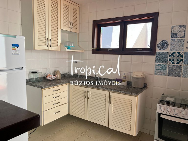 GB65 - Casa com 8 Suítes e Piscina em Geribá