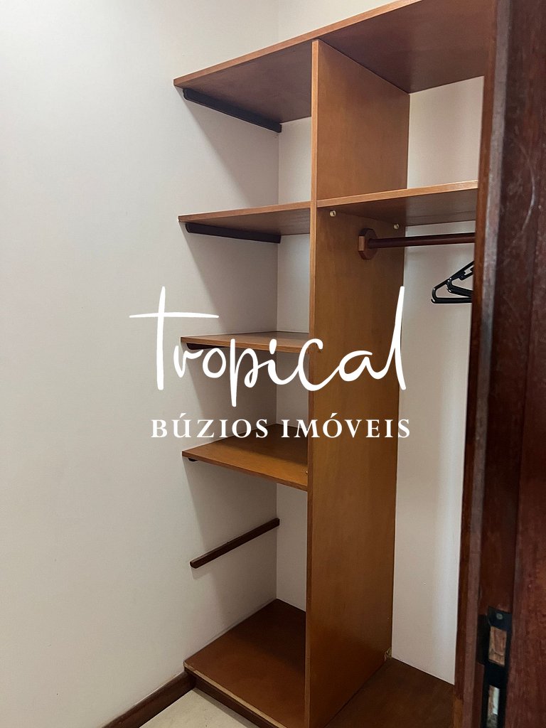 Casa com 8 Suítes e Piscina em Geribá