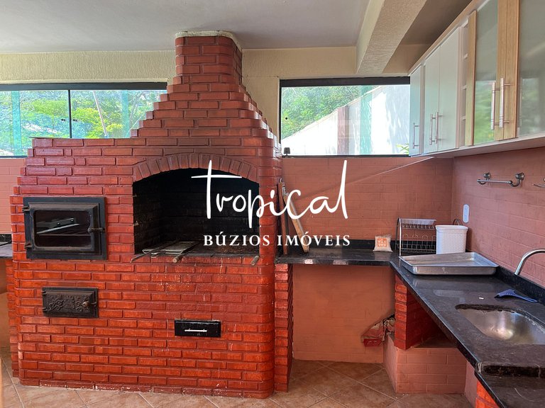 GB65 - Casa com 8 Suítes e Piscina em Geribá