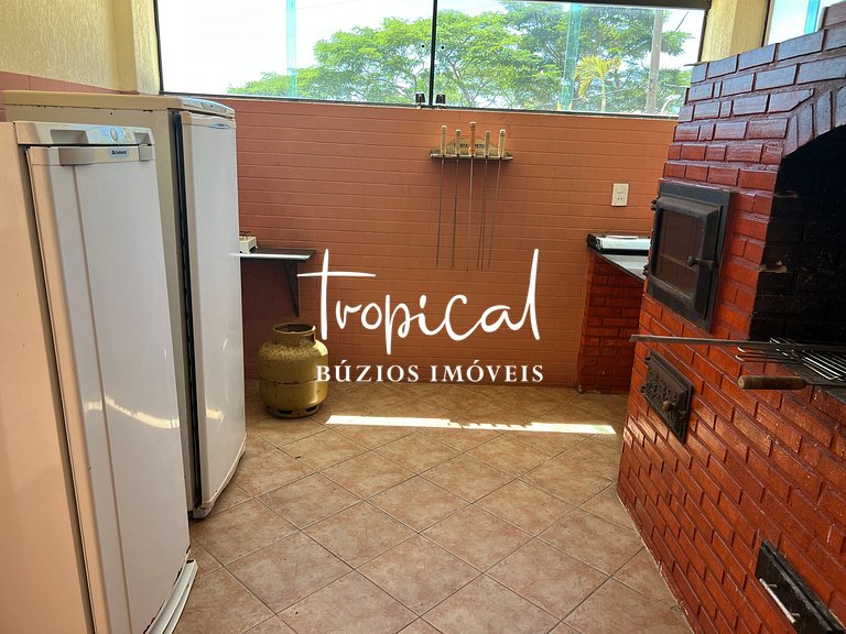 GB65 - Casa com 8 Suítes e Piscina em Geribá