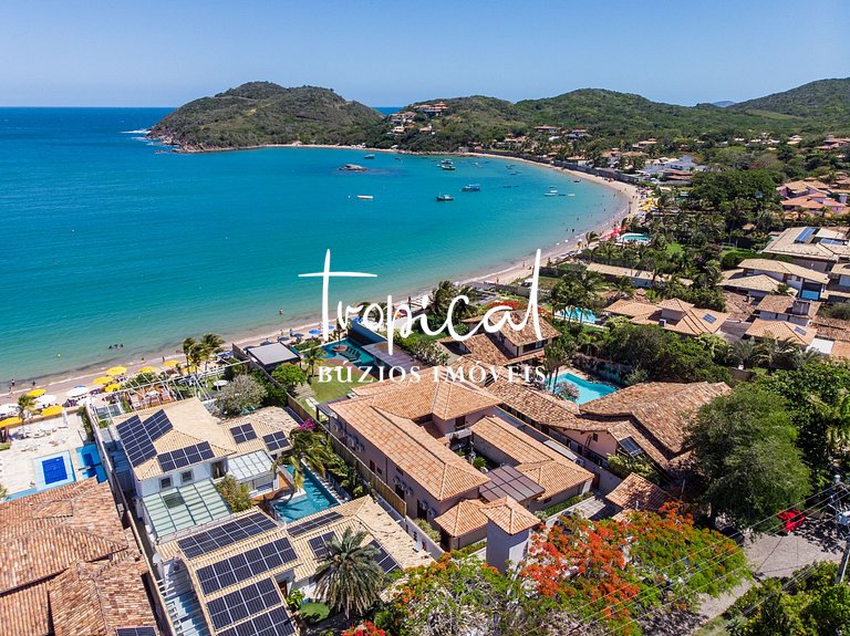 FA18 - Mansão luxuosa pé na areia na Ferradura