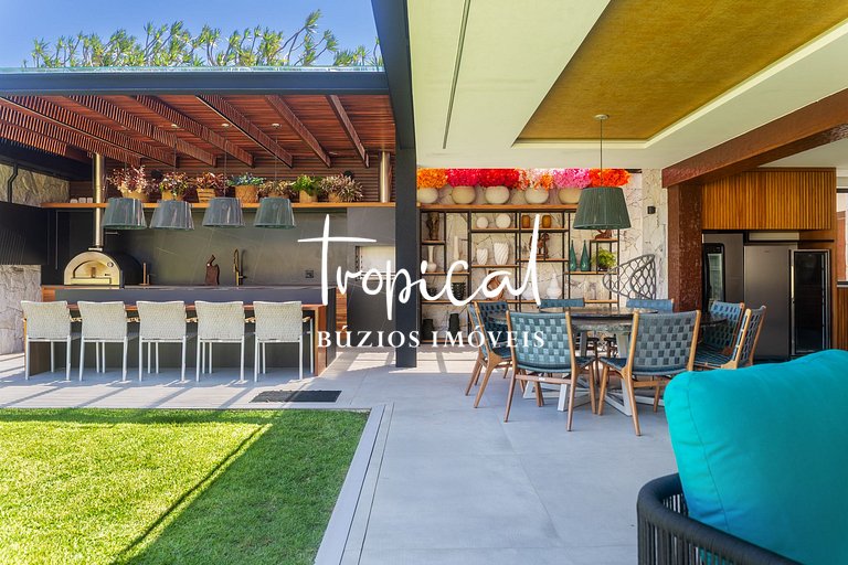 FA18 - Mansão luxuosa pé na areia na Ferradura