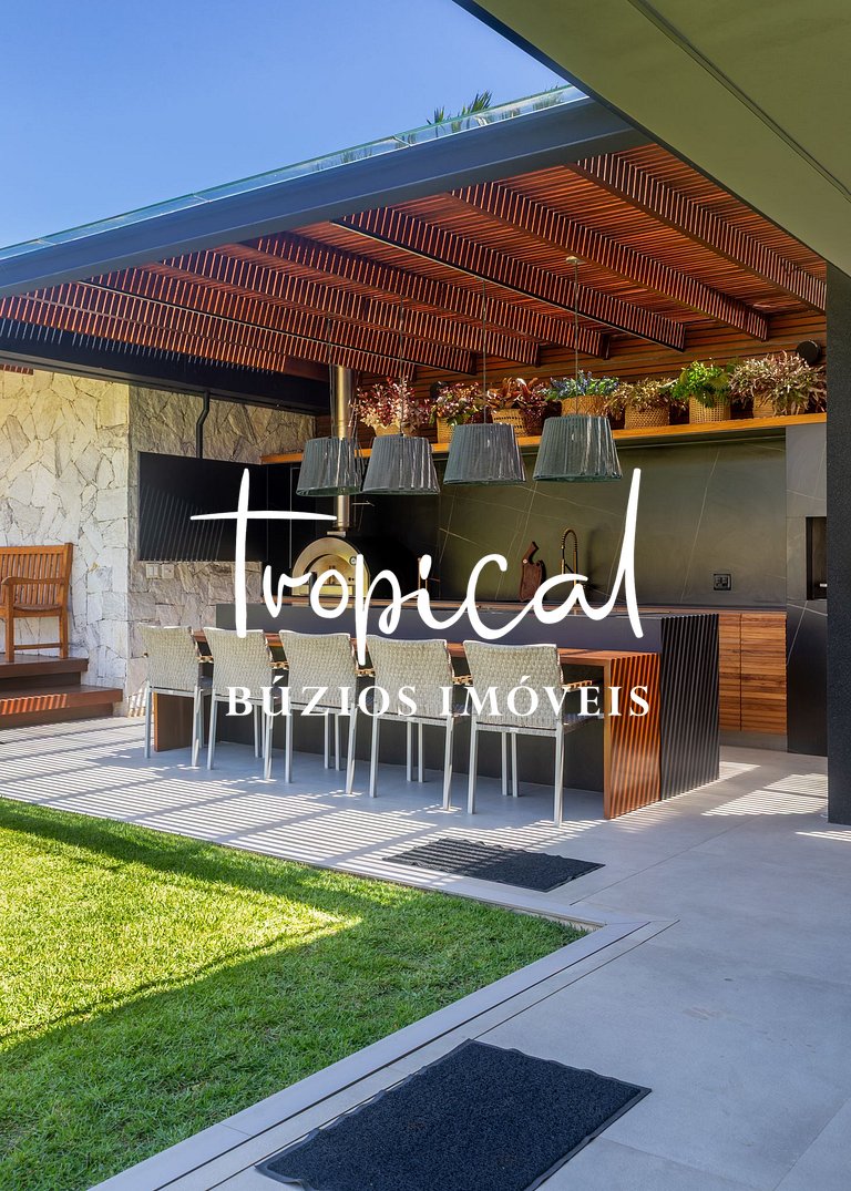 FA18 - Mansão luxuosa pé na areia na Ferradura