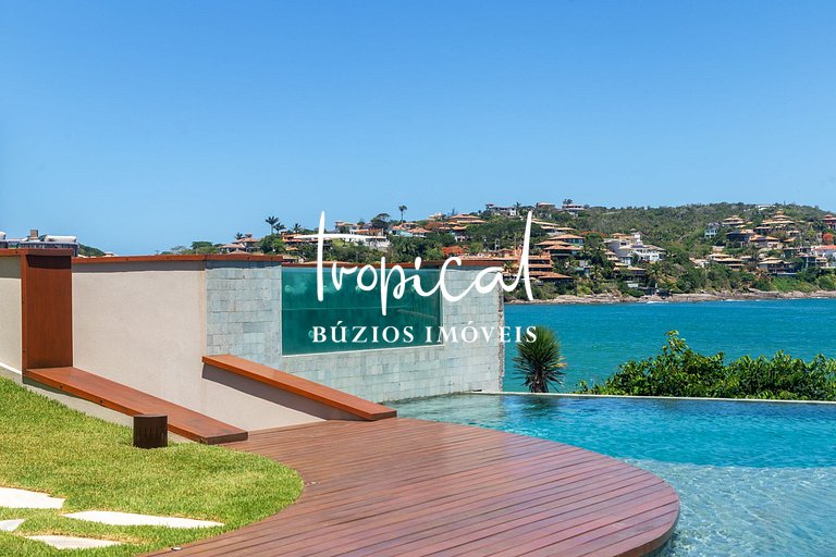 FA18 - Mansão luxuosa pé na areia na Ferradura