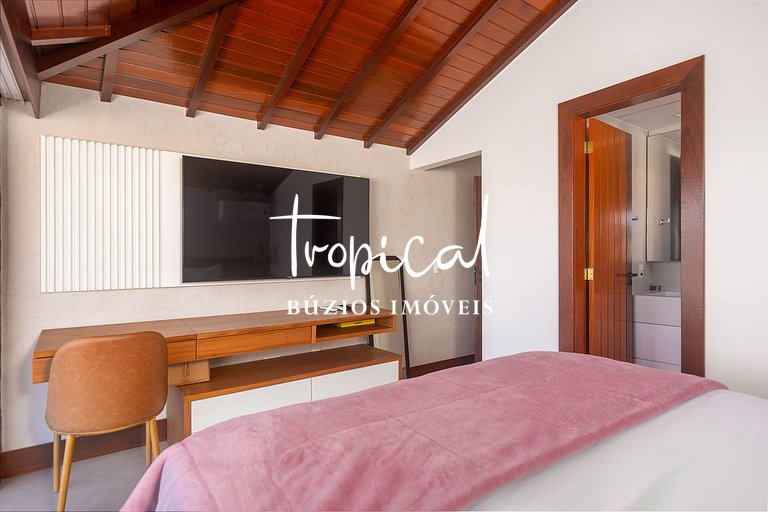 FA18 - Mansão luxuosa pé na areia na Ferradura