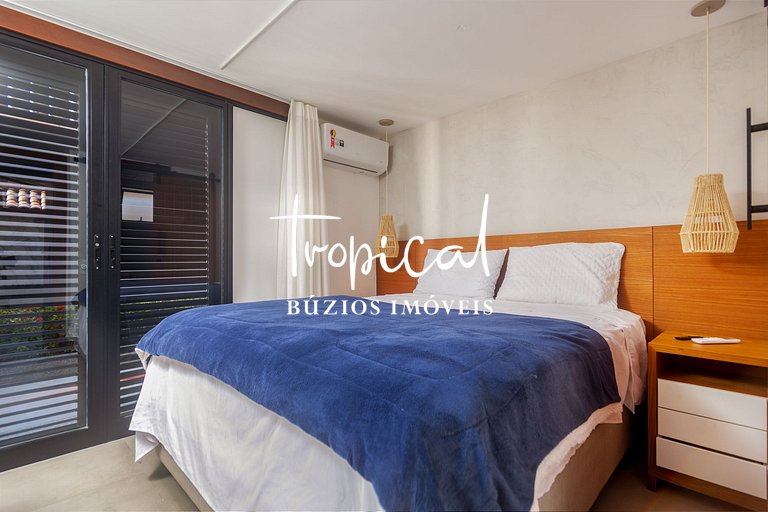 FA18 - Mansão luxuosa pé na areia na Ferradura