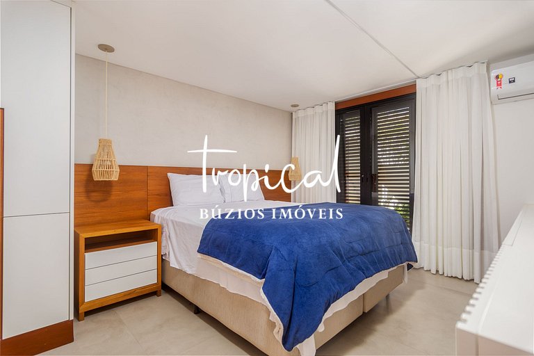 FA18 - Mansão luxuosa pé na areia na Ferradura