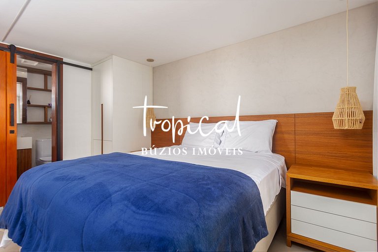 FA18 - Mansão luxuosa pé na areia na Ferradura