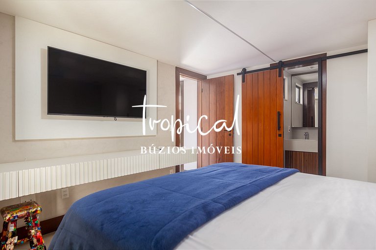 FA18 - Mansão luxuosa pé na areia na Ferradura