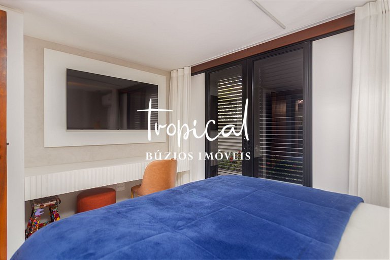 FA18 - Mansão luxuosa pé na areia na Ferradura