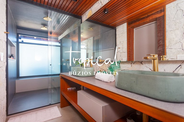 FA18 - Mansão luxuosa pé na areia na Ferradura