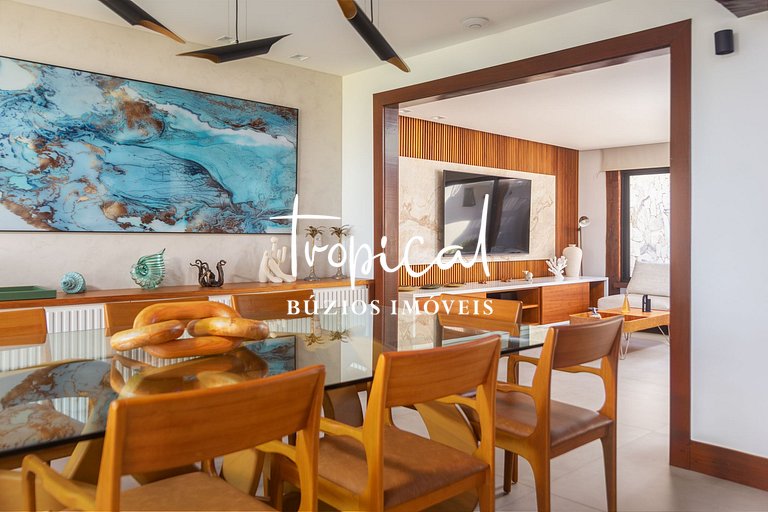 FA18 - Mansão luxuosa pé na areia na Ferradura