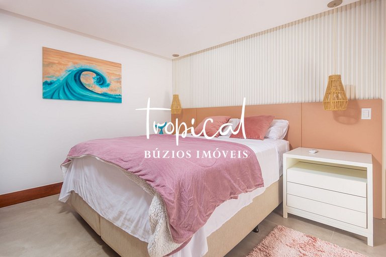 FA18 - Mansão luxuosa pé na areia na Ferradura